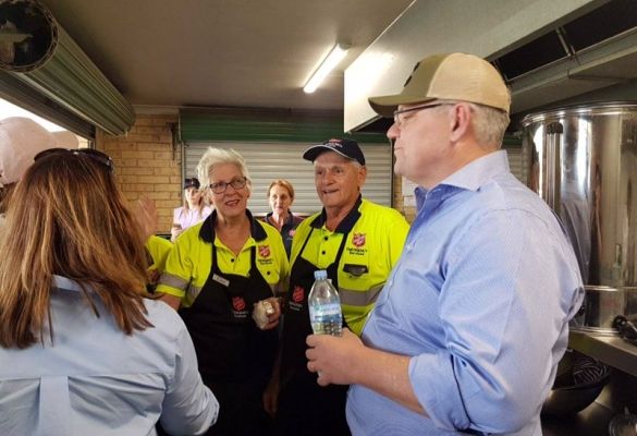 Prime Minister visits SAES workers in Queensland