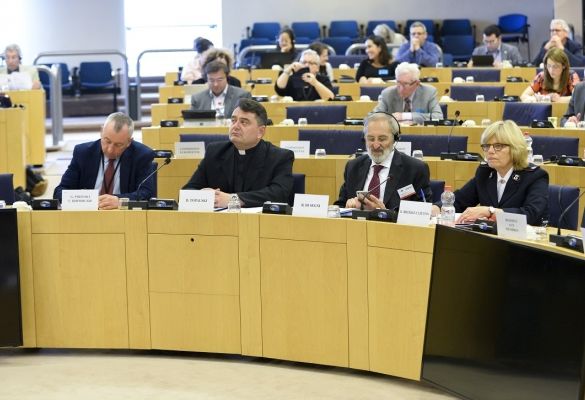 International Secretary addresses EU on social rights