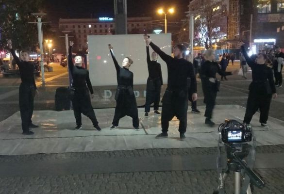 Ukraine theatre group brings gospel to the stage