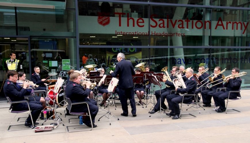 Londoners grab opportunity to tour The Salvation Army's International Headquarters