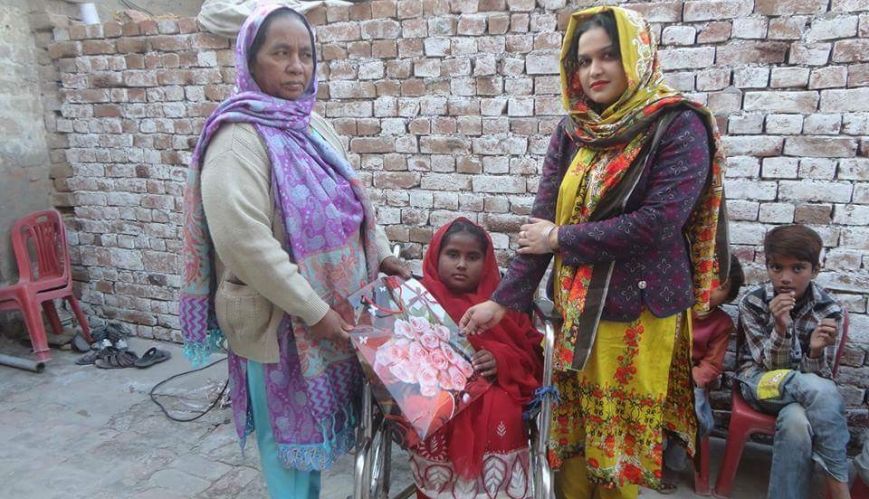 Real meaning of Christmas deepens Anny's passion for her fellow-Pakistanis