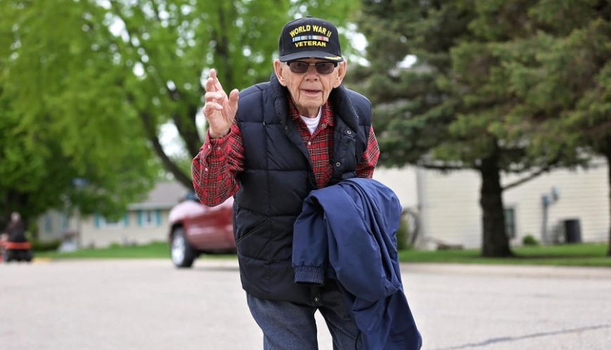 US war veteran strides past 100 with honour