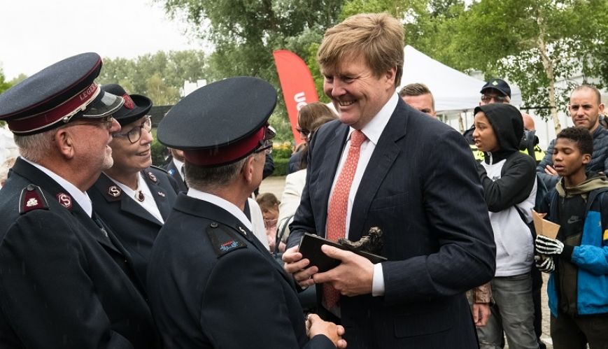 Dutch king opens Salvation Army facility in Amsterdam