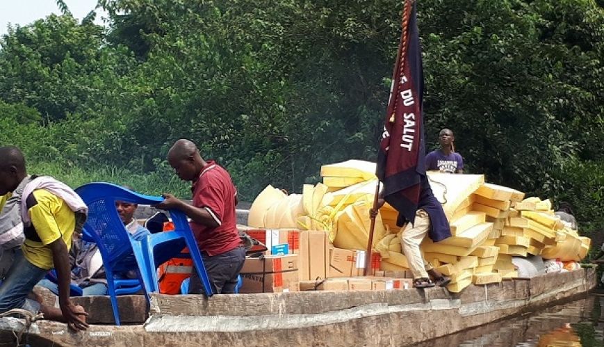 Vital supply line aiding Congo refugees