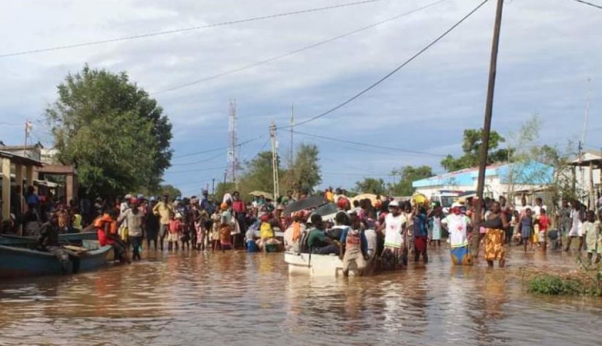 Relief teams reaching out in cyclone-devastated Mozambique