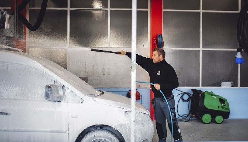 Car wash offers a clean start in life