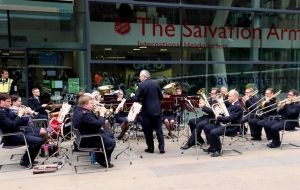 Londoners grab opportunity to tour The Salvation Army's International Headquarters