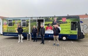 Gospel bus hits the road in Holland