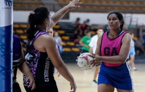 Netball star Lara shooting goals for God