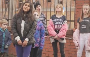 Warsaw children star in hip-hop video