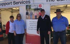 Campbells visit Gunnedah to support farming community