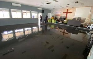 'Big wet' arrives in Mount Isa ... in the corps building 