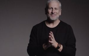 Goliath Must Fall: Winning the battle against your giants - Louie Giglio