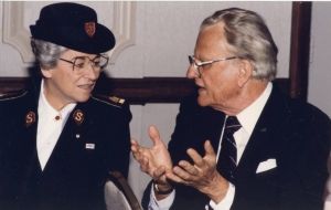 General Cox sends open letter to the family of Billy Graham