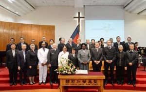 Theological council launches Chinese translations